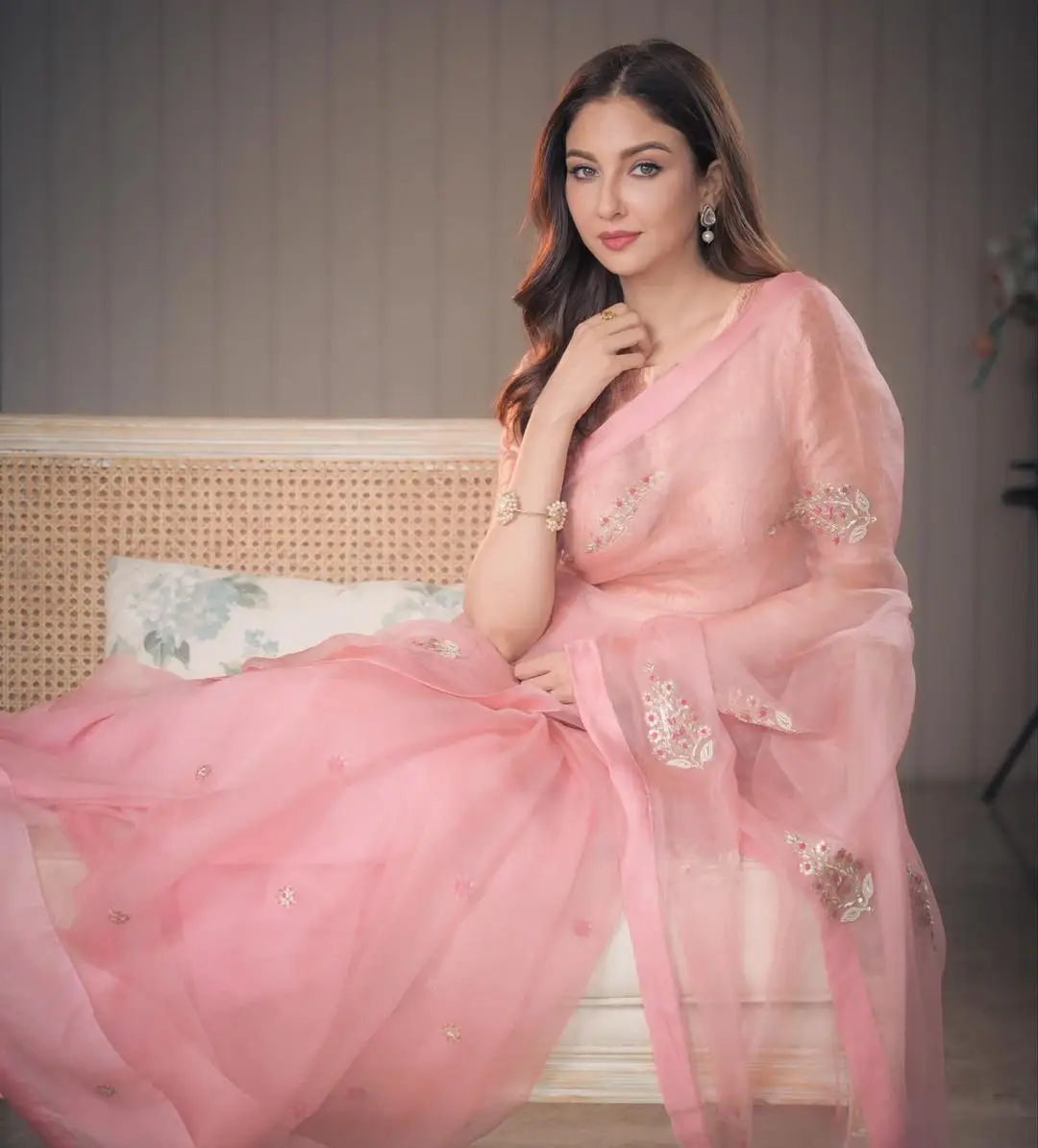 Bollywood Actress Saumya Tandon in Pink Saree